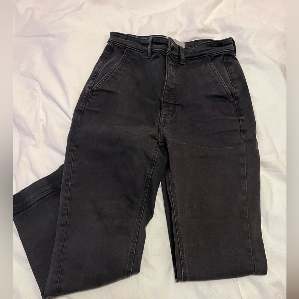 Everlane Slim Leg Crop Pant - Size 2
